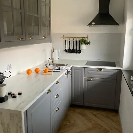 Apartament Emerald *